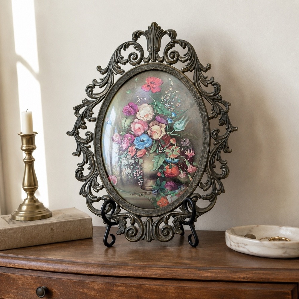VTG Dark Floral Brass Ornate Italian Frame 10x13" Convex Bubble Glass Still Life